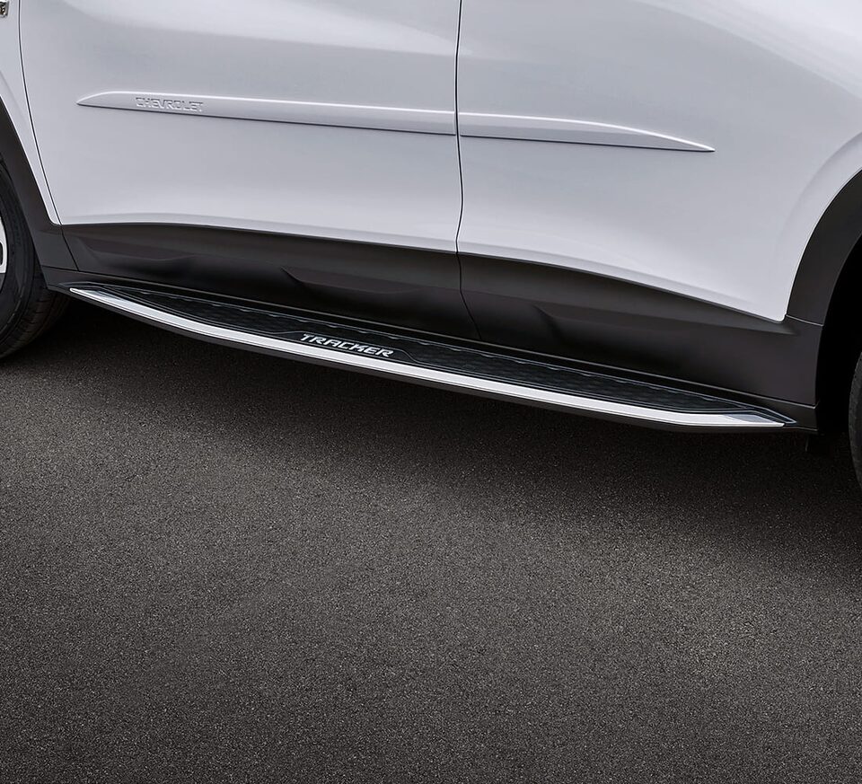 Chevrolet Tracker Accesorios - pisadera con tu Camioneta SUV