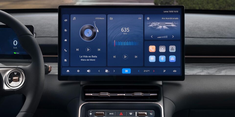 Pantalla LCD Full HD de 15,6 pulgadas de la Chevrolet Captiva EV.