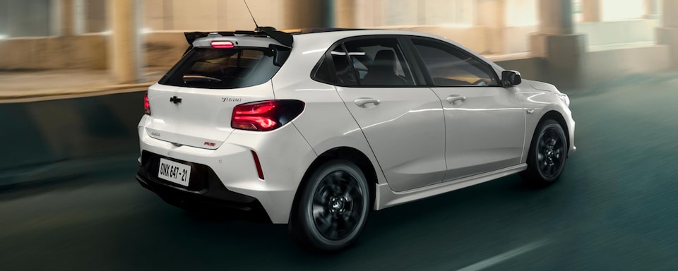 2020-quantum-autos-onixhatchback8
