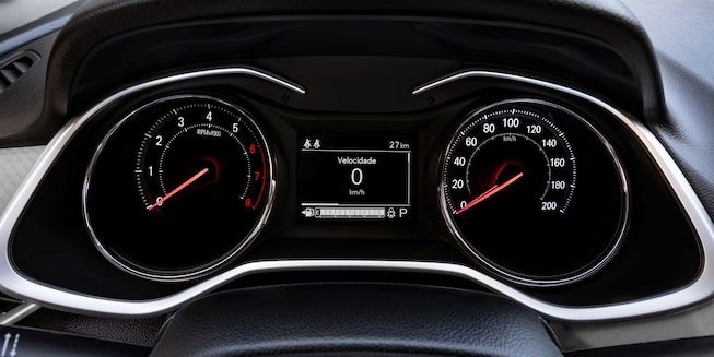 Vista tablero Chevrolet Onix Sedán Turbo Midnight
