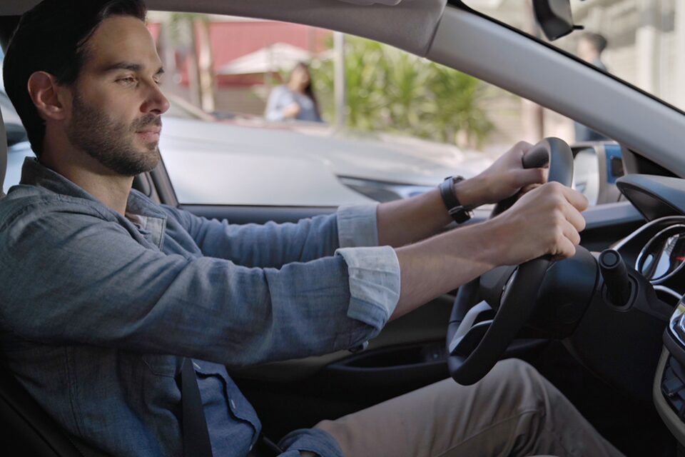 Chevrolet-Onix Sedan-Rearpark Video