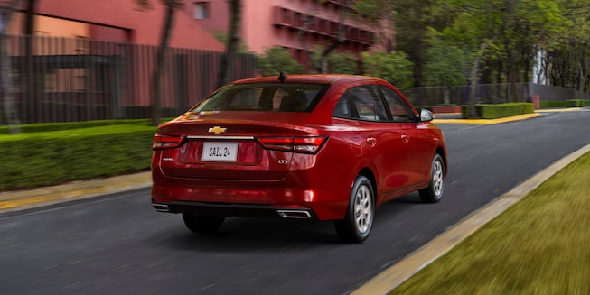 Chevrolet Sail, vista posterior ciudad