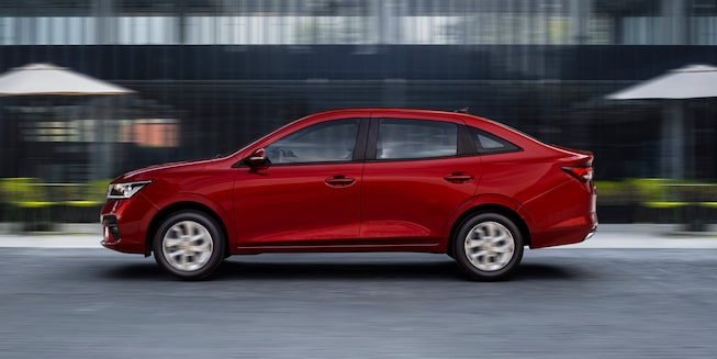 Chevrolet Sail, vista lateral ciudad