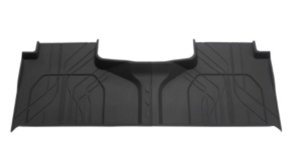 Detalle del accesorio original piso segunda fila premium all weather para camioneta Chevrolet Tahoe y Suburban