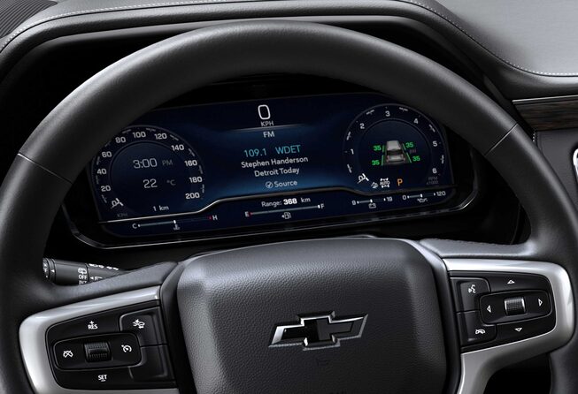 Disfruta el diseño de controles al volante de la Chevrolet All New Tahoe