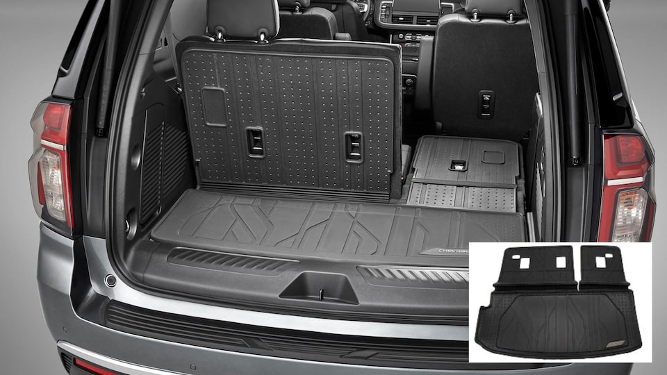 Detalle del accesorio original piso maletero integrado para camioneta Chevrolet Tahoe y Suburban