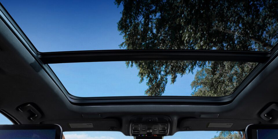 Chevrolet Suburban Z71- vista del techo vidriado