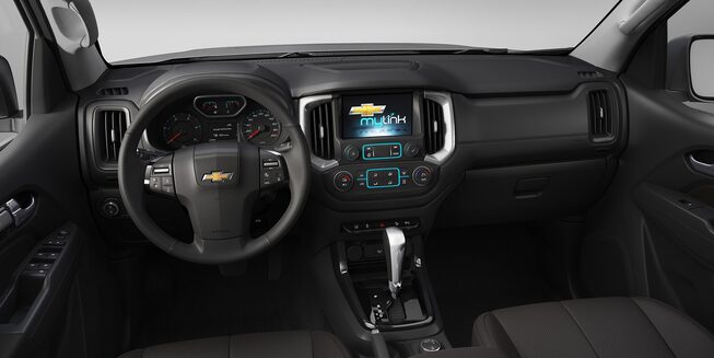Vista tablero camioneta Chevrolet Colorado High Country