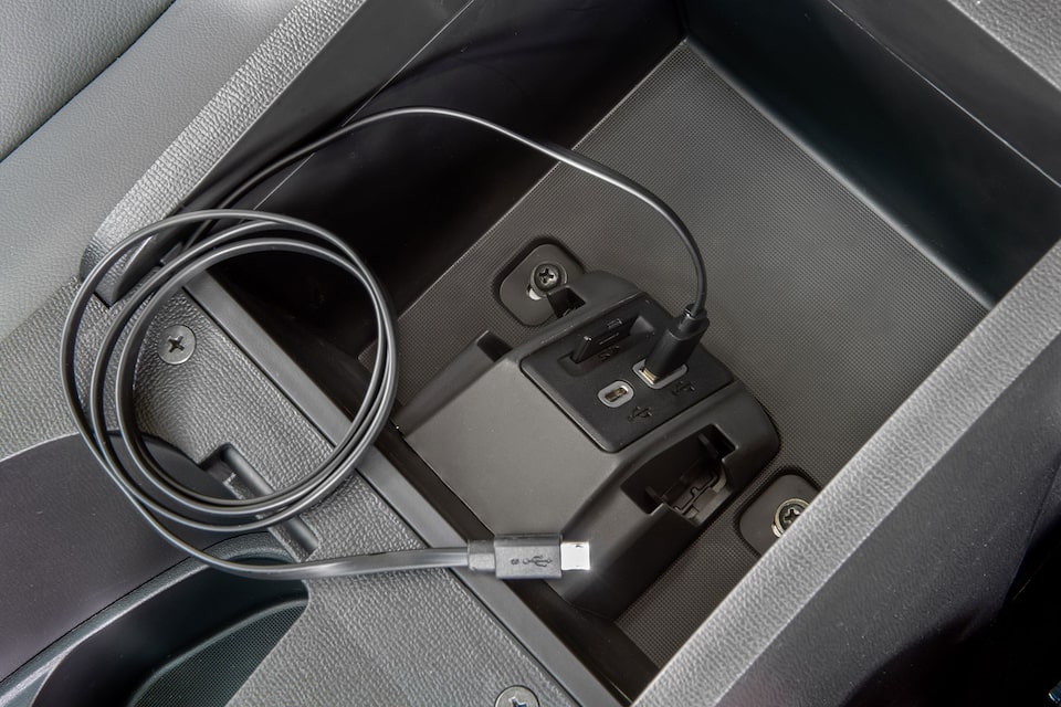  Chevrolet Colorado z71 - Accesorios - USB Android