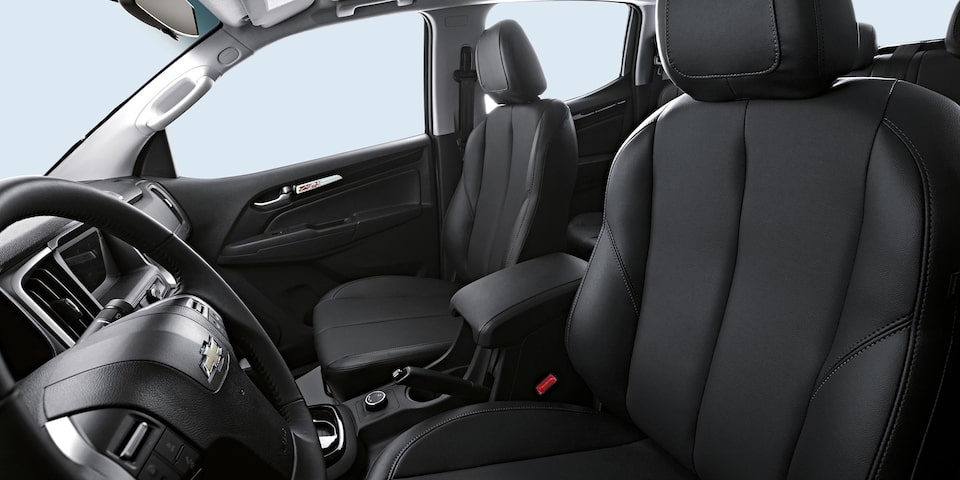 Vista interior camioneta Chevrolet Colorado Z71