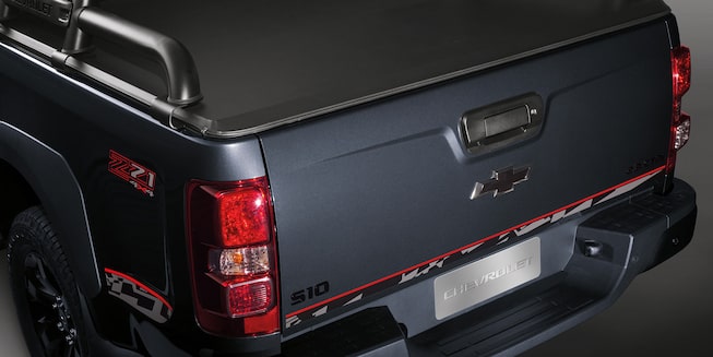 Vista caja camioneta Chevrolet Colorado Z71
