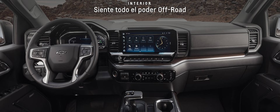 Chevrolet Perú - Amplio panel de la Nueva Silverado Trail Boss Z71