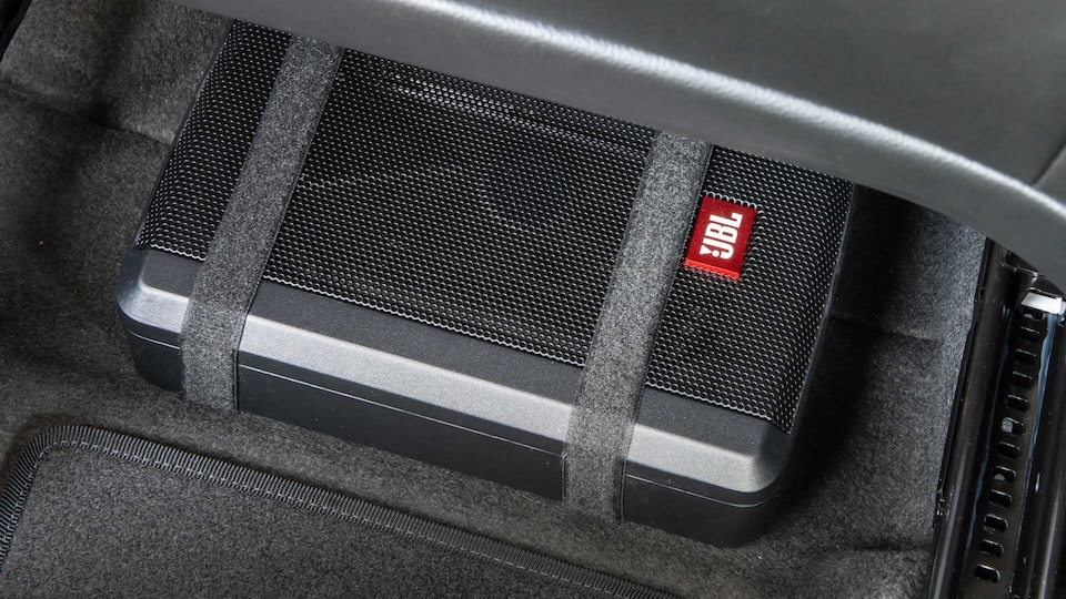 Accesorio sonido premium JBL para la pick up Chevrolet Montana