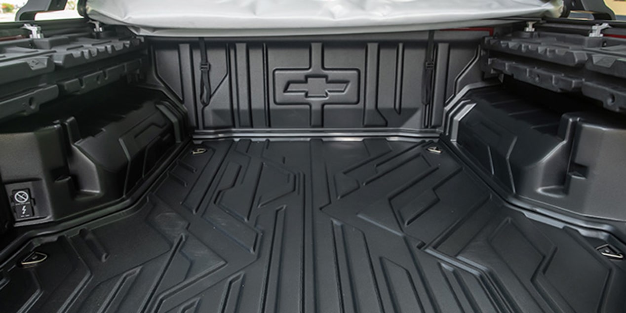 Accesorio protector de platón Multi-Flex Chevrolet Colorado color gris