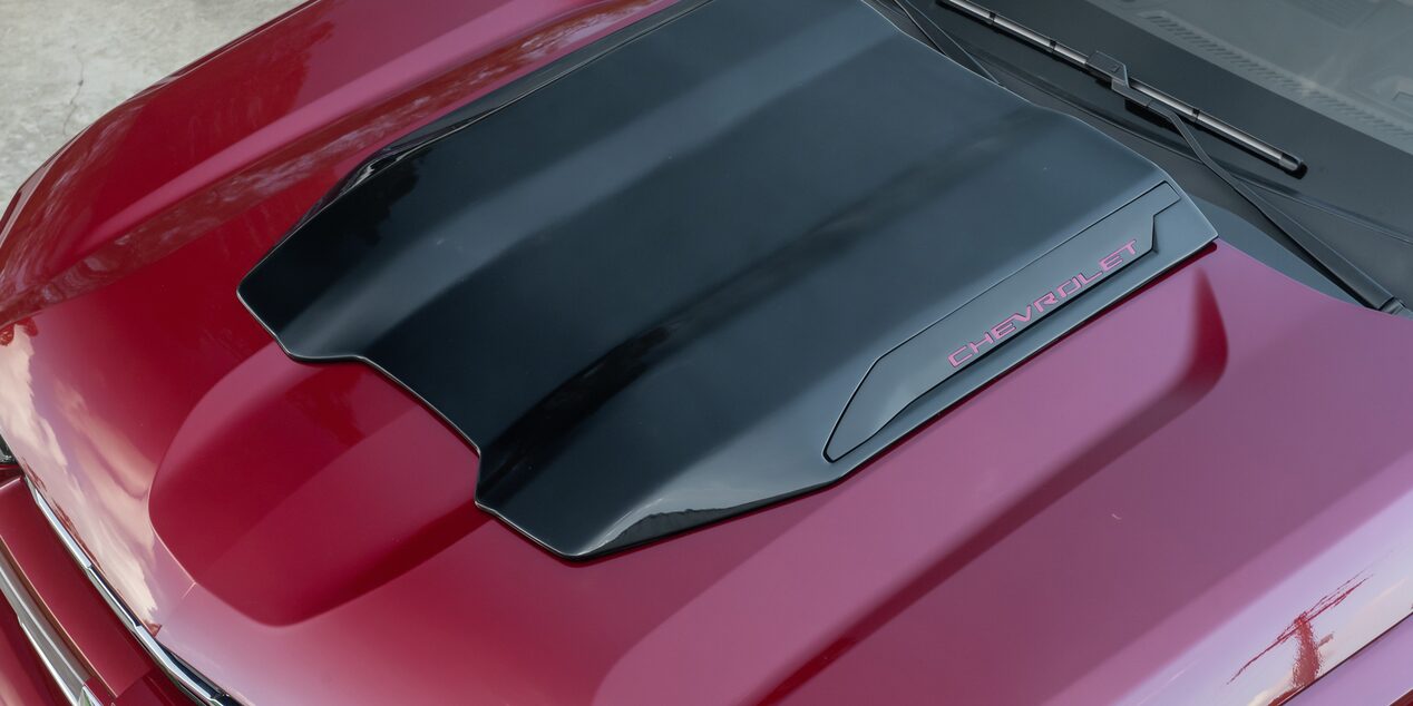 Pickup Chevrolet Colorado - Accesorio moldura deportiva de capó