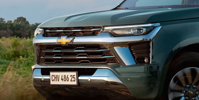 Pickup Chevrolet Colorado - Vista parrilla y frente