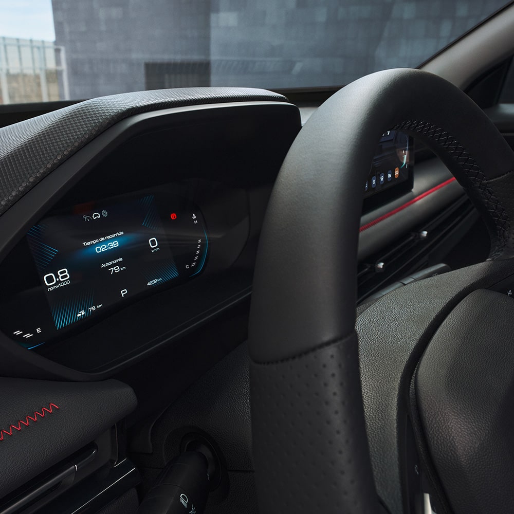 Detalle del eco cuero negro del volante de la Chevrolet Groove.