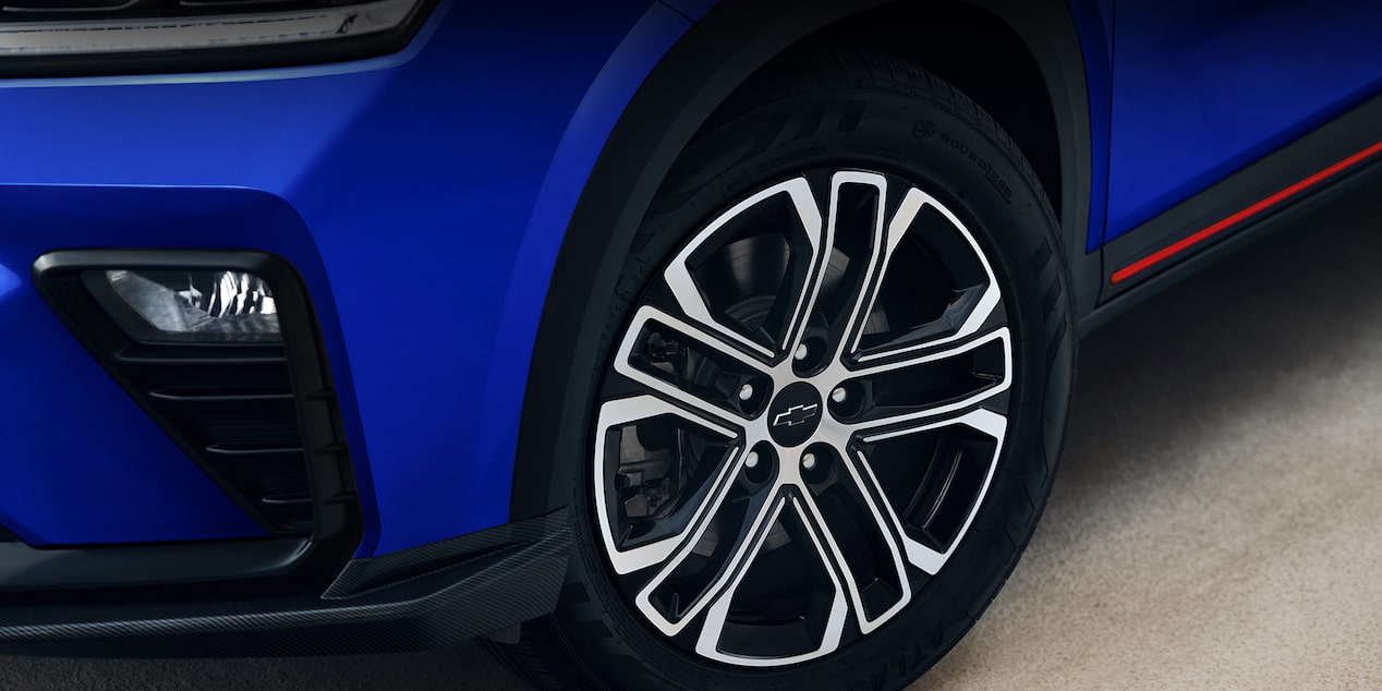 Rines de aluminio de 17 pulgadas.